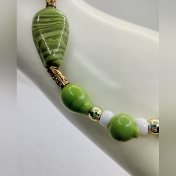 Fashion Beaded Bracelet with Ring Link Boho with Leaf Charm - Picture 5 of 8